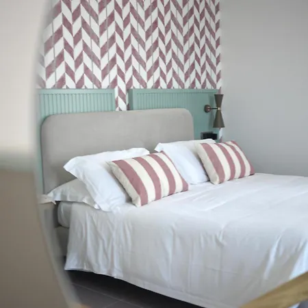 מלון Reginna Palace 4*