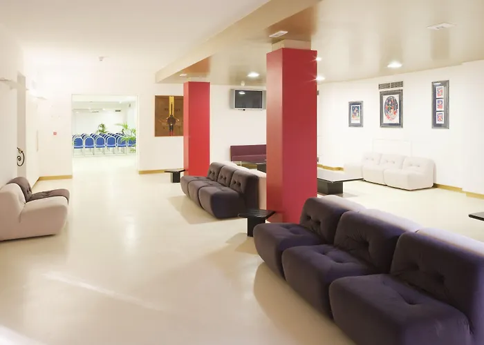 Reginna Palace Hotel 4*