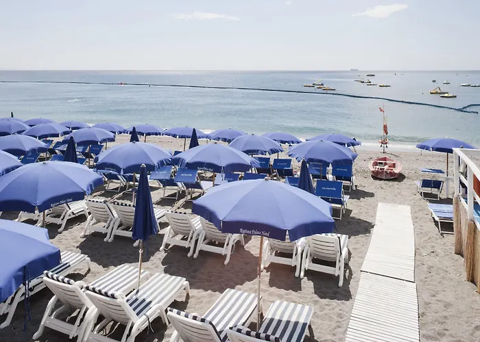 Hotel Reginna Palace 4*