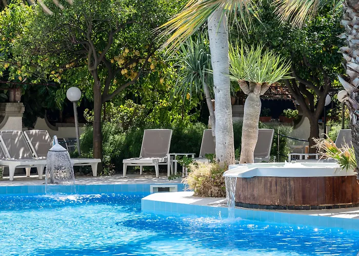 Hotel Reginna Palace 4*