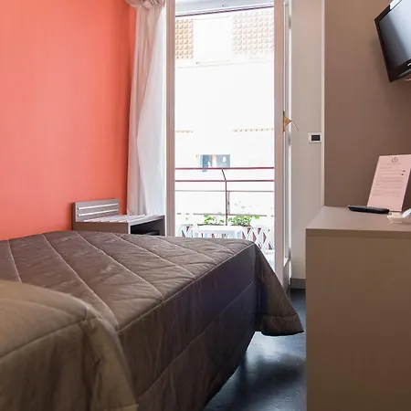 Reginna Palace Hotel 4*